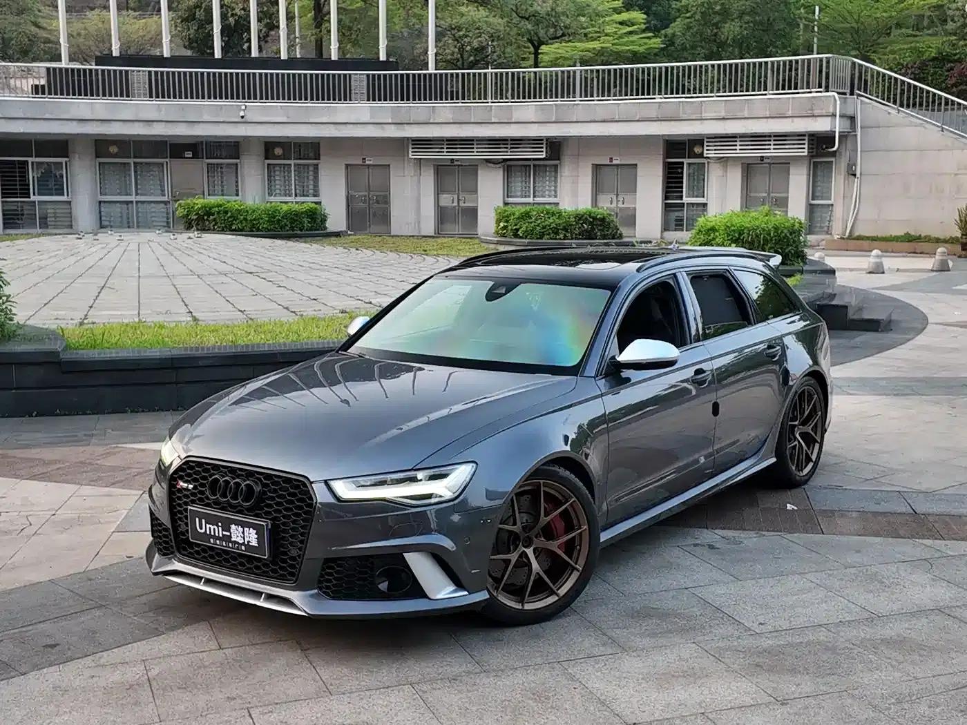 2016 Audi RS 6 4.0T Avant — миниатюра 2