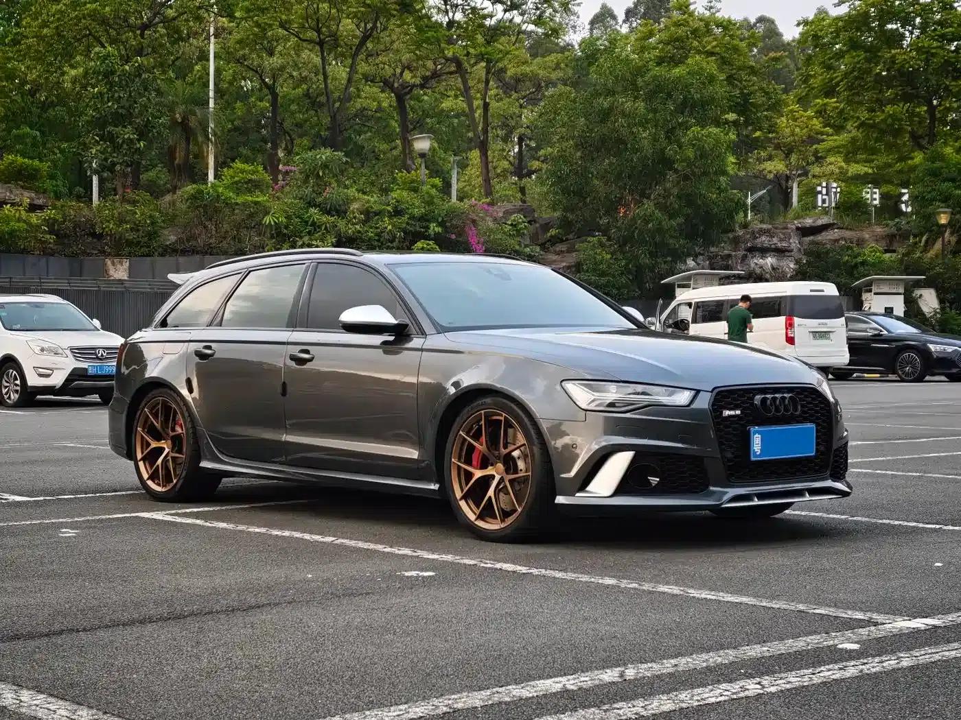 2016 Audi RS 6 4.0T Avant — миниатюра 4
