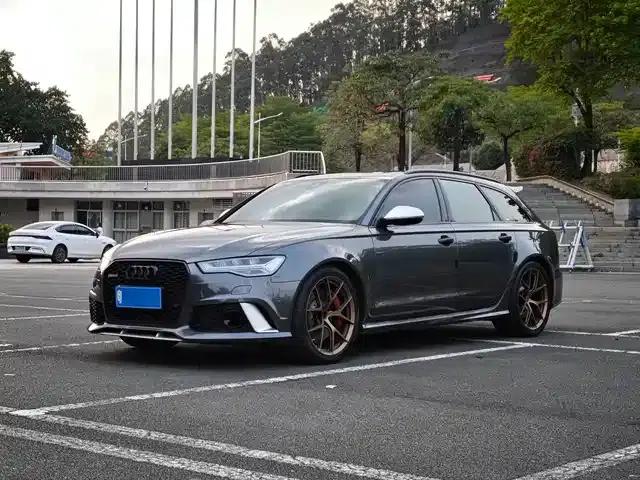 2016 Audi RS 6 4.0T Avant