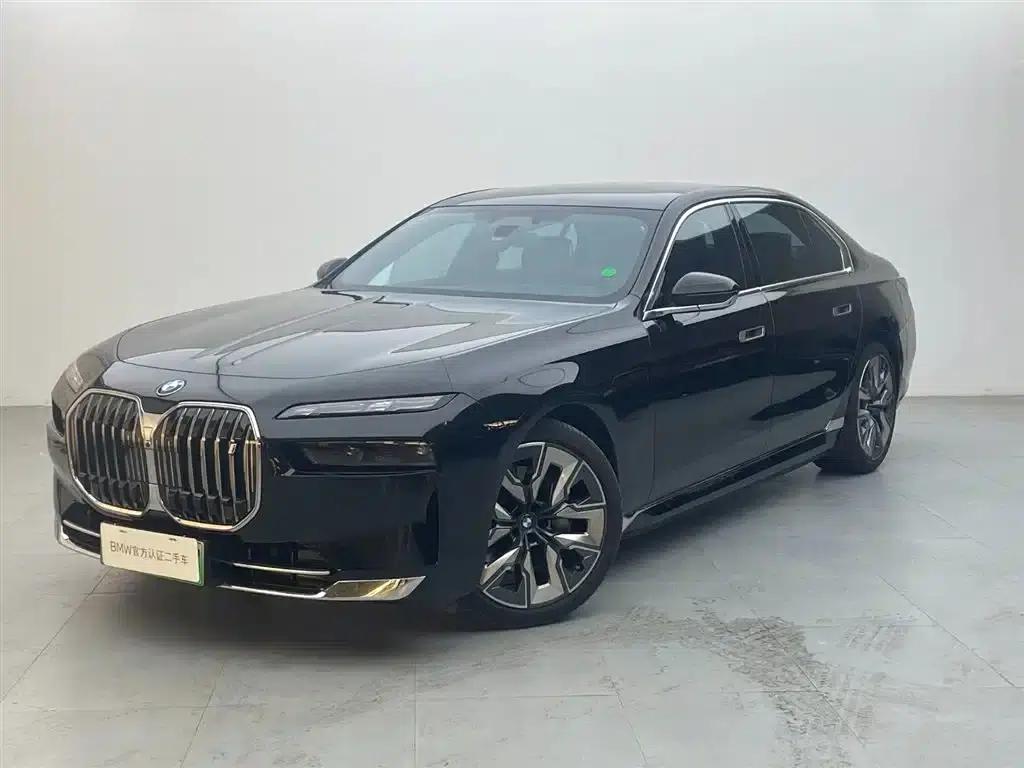 BMW i7 2023 eDrive50L Luxury Package — миниатюра 1