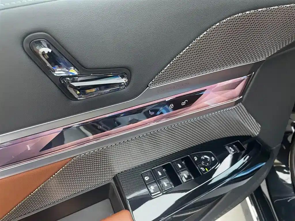 BMW i7 2023 eDrive50L Luxury Package — миниатюра 10