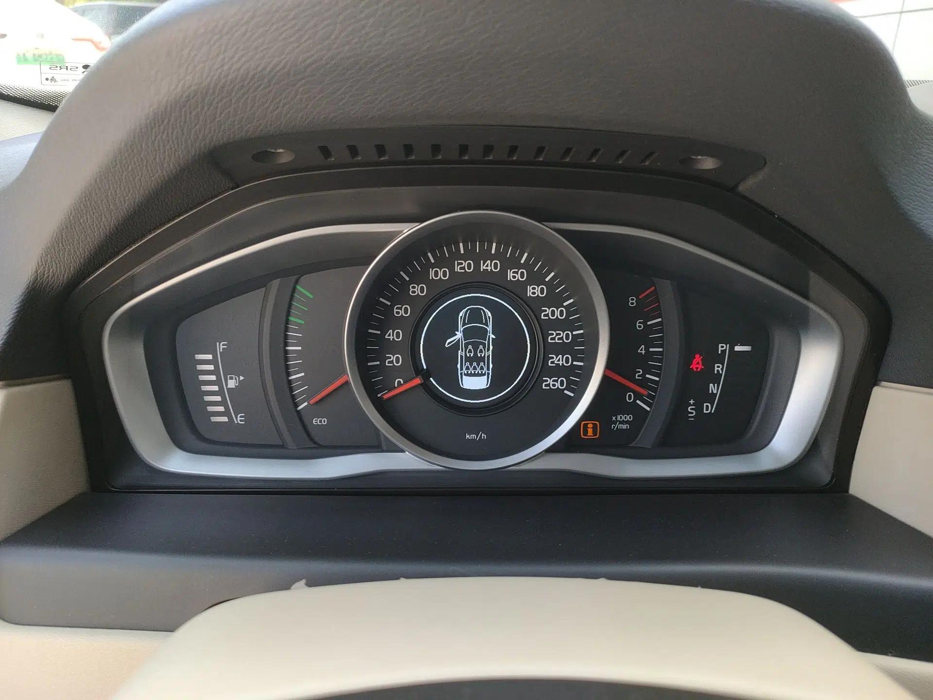 Volvo S80L 2014 2.0T T5 Intelligent Luxury Edition — миниатюра 12