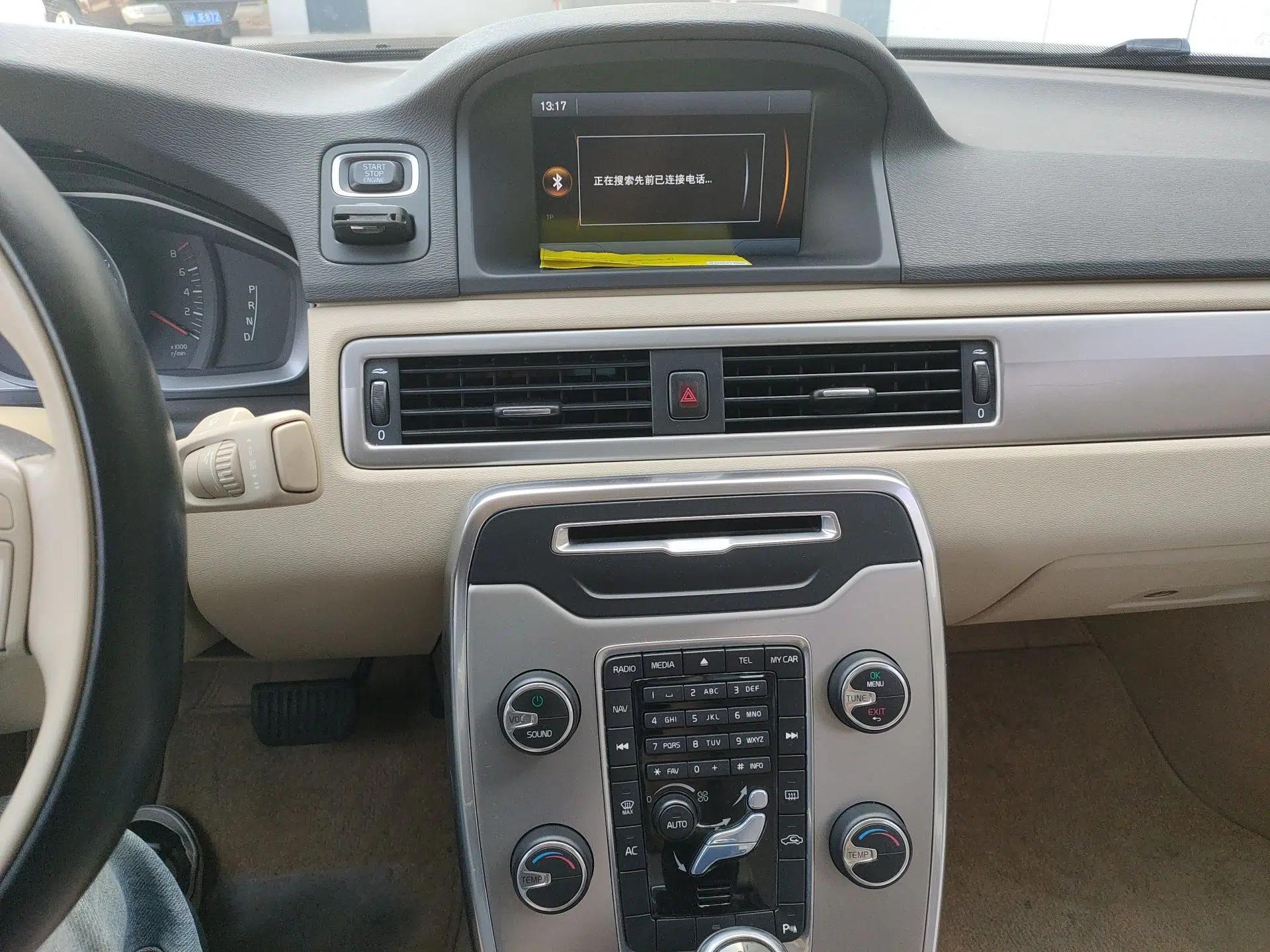 Volvo S80L 2014 2.0T T5 Intelligent Luxury Edition — миниатюра 14