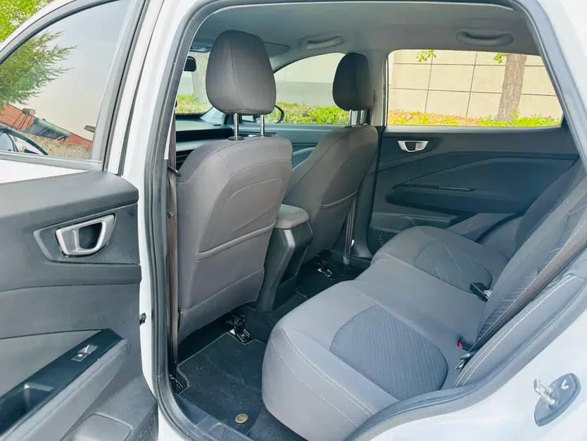 Wuling Alvez 2022 1.5L Manual Free-Style Model — миниатюра 8