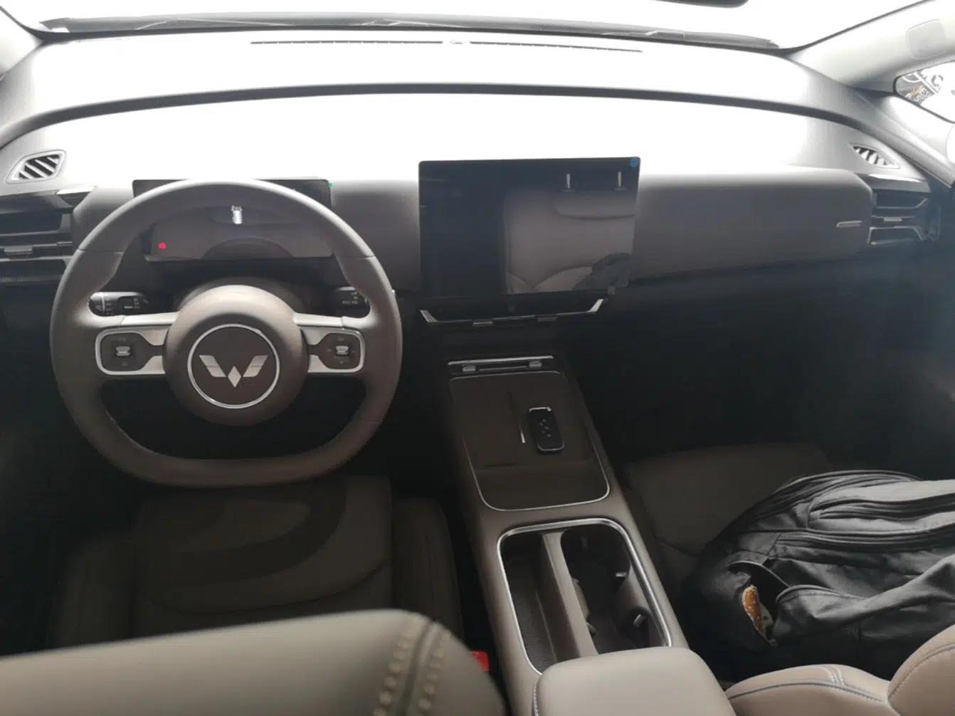 Wuling Starlight 730 2025 Model Plug-in Hybrid 125km Luxury Edition — миниатюра 12