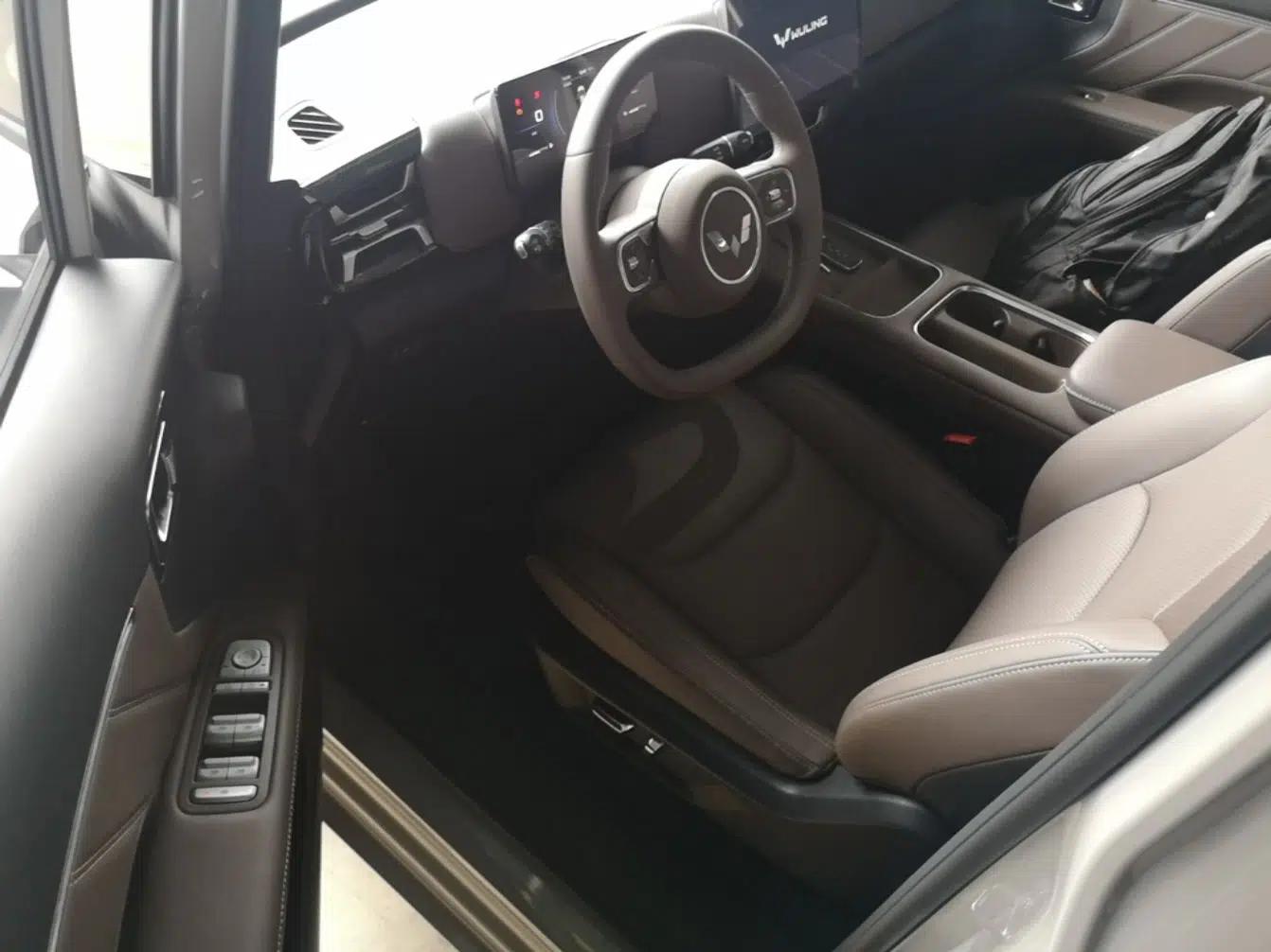 Wuling Starlight 730 2025 Model Plug-in Hybrid 125km Luxury Edition — миниатюра 18
