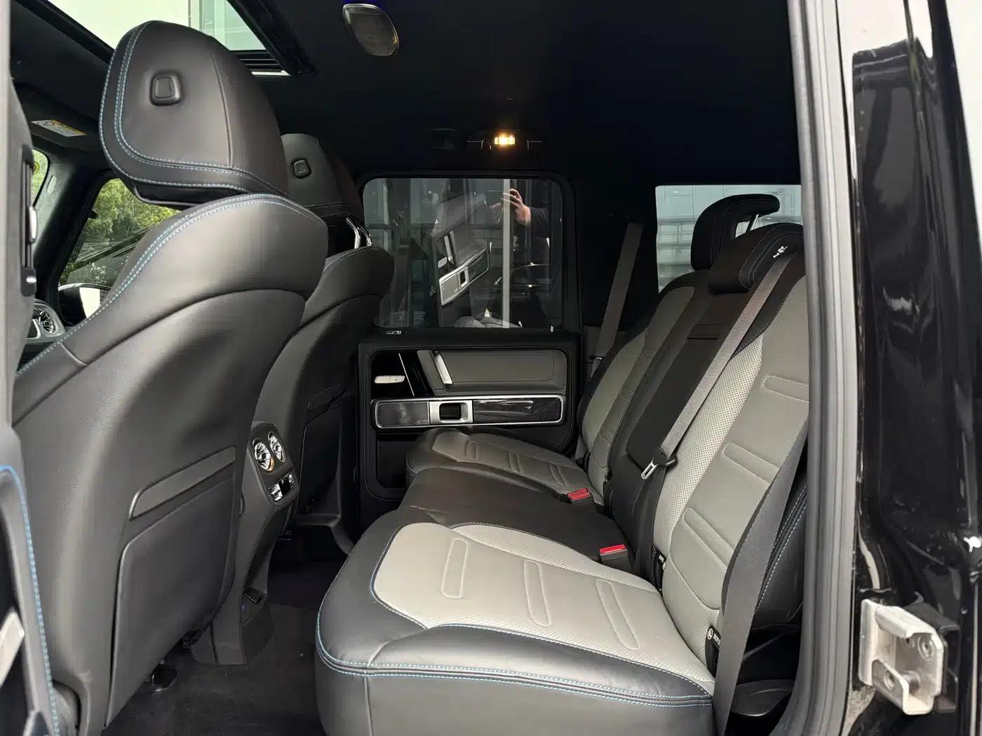 Mercedes-Benz G-Class PHEV 2025 G580 First Edition — миниатюра 11