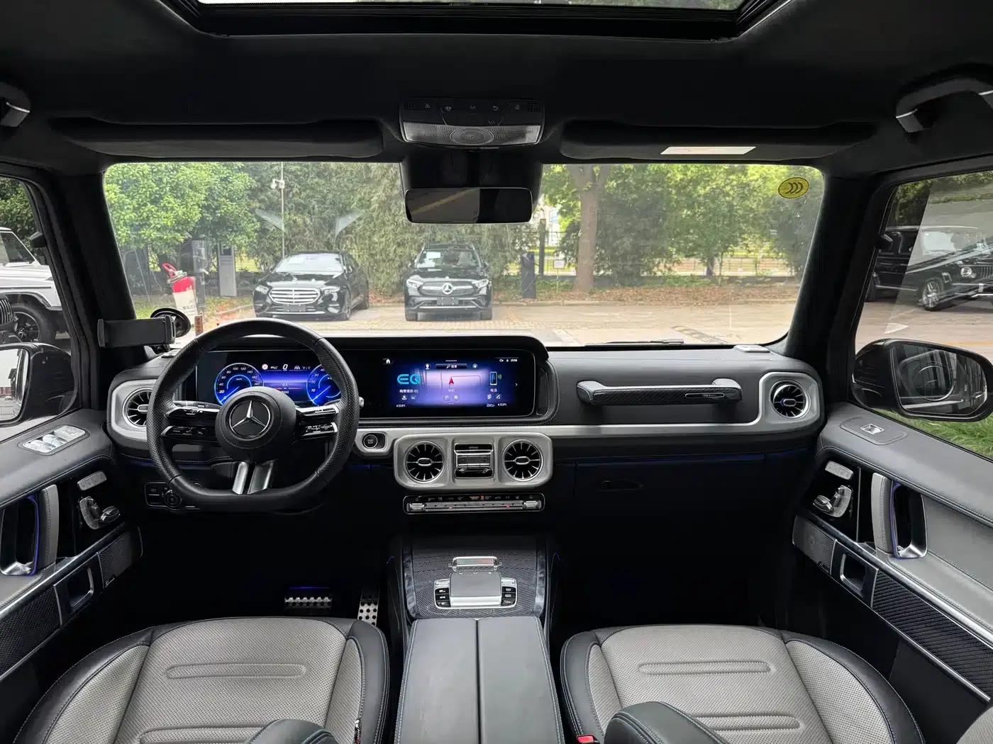 Mercedes-Benz G-Class PHEV 2025 G580 First Edition — миниатюра 13