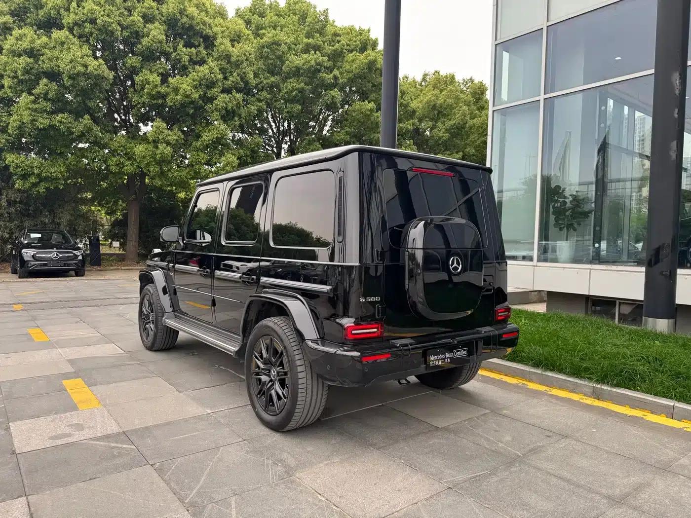 Mercedes-Benz G-Class PHEV 2025 G580 First Edition — миниатюра 24