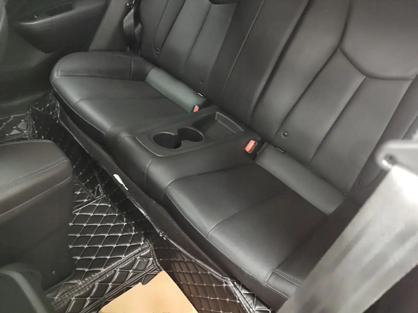 Hyundai Veloster 2015 1.6T Automatic Luxury Edition — миниатюра 20