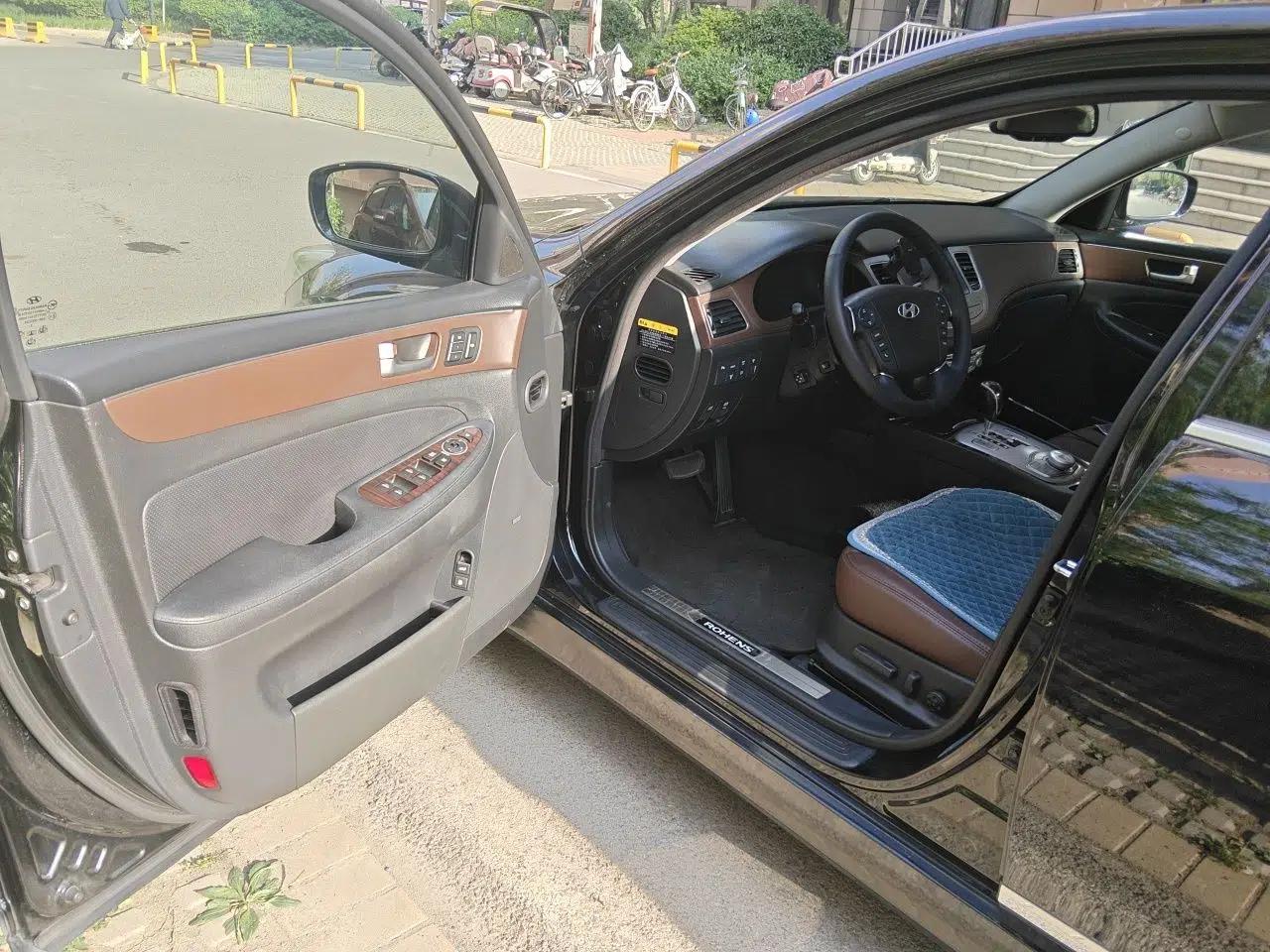 Hyundai Genesis 2012 3.3L GDI Prestige Edition — миниатюра 17