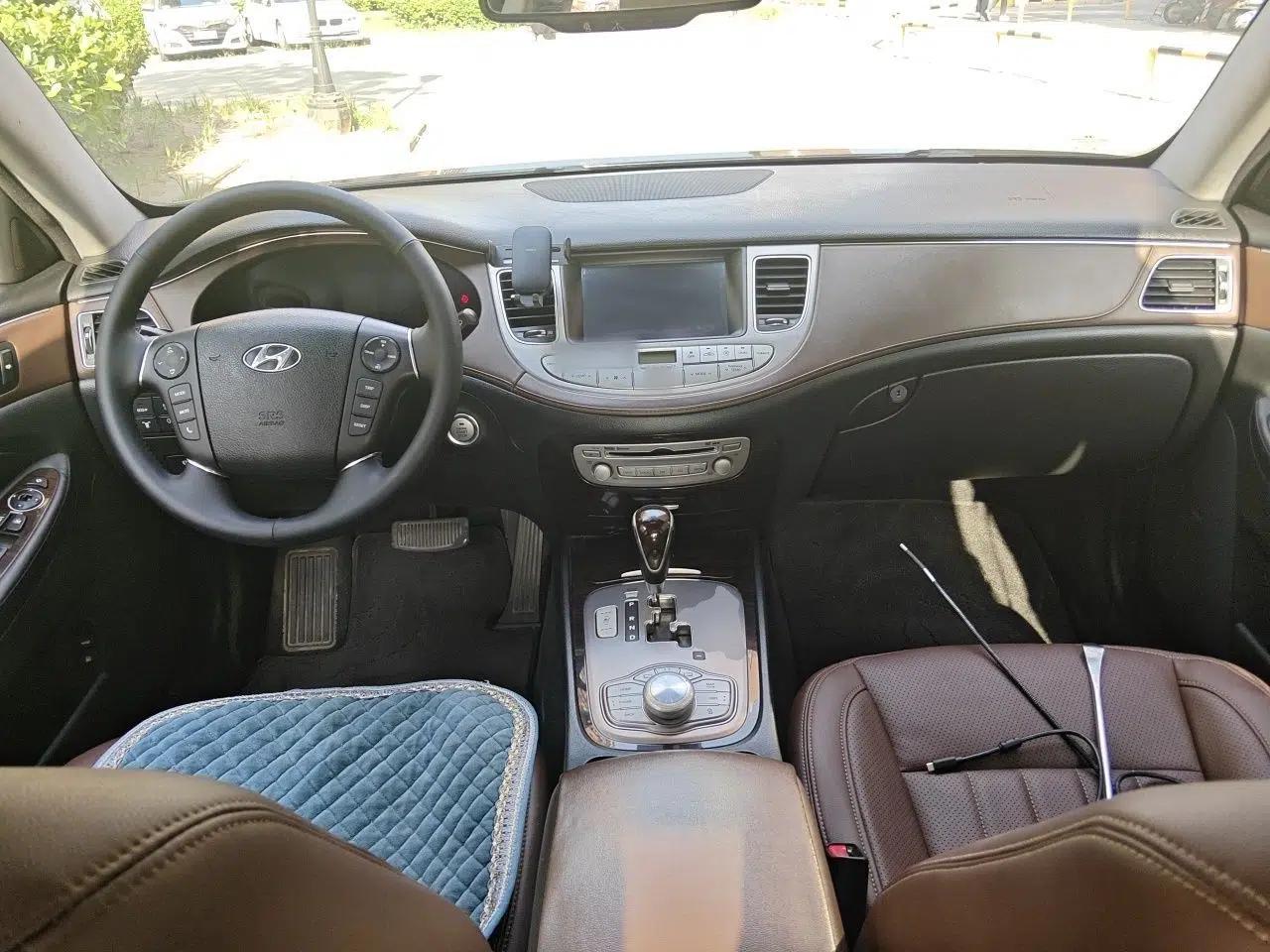Hyundai Genesis 2012 3.3L GDI Prestige Edition — миниатюра 10