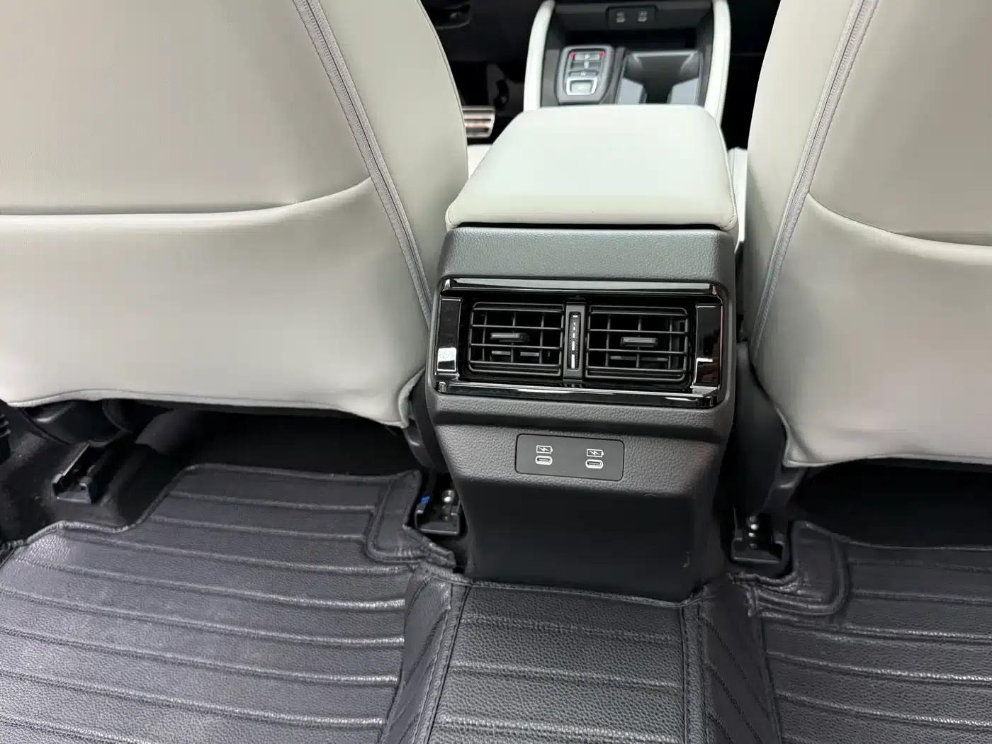 Accord PHEV 2023 2.0L e:PHEV Flagship Edition — миниатюра 22