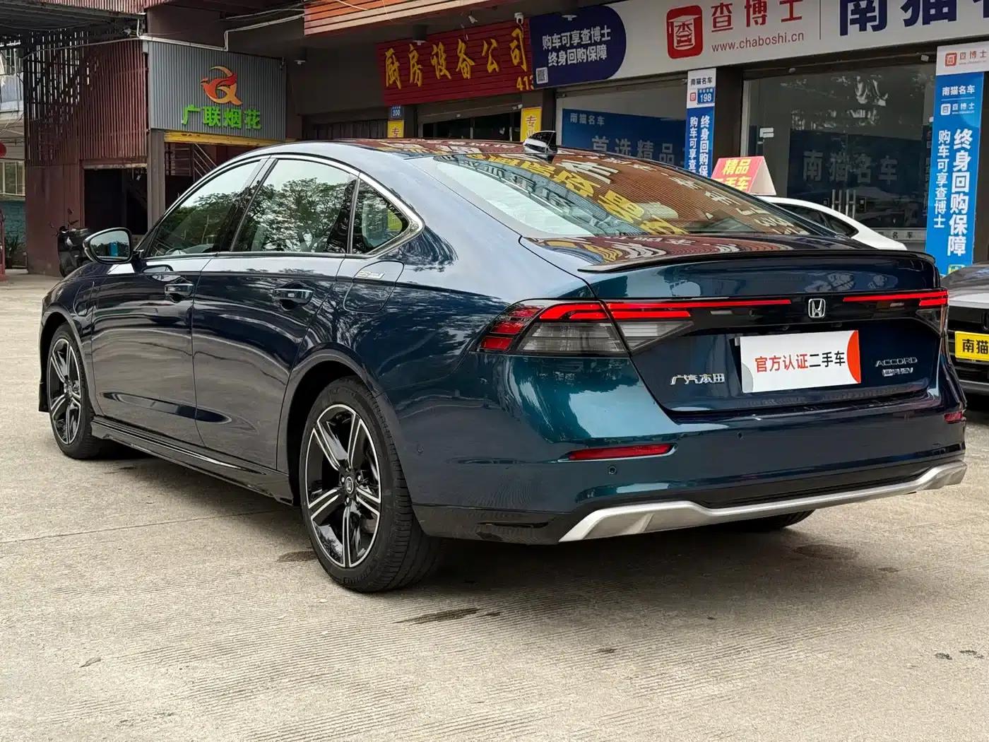 Accord PHEV 2023 2.0L e:PHEV Flagship Edition — миниатюра 6