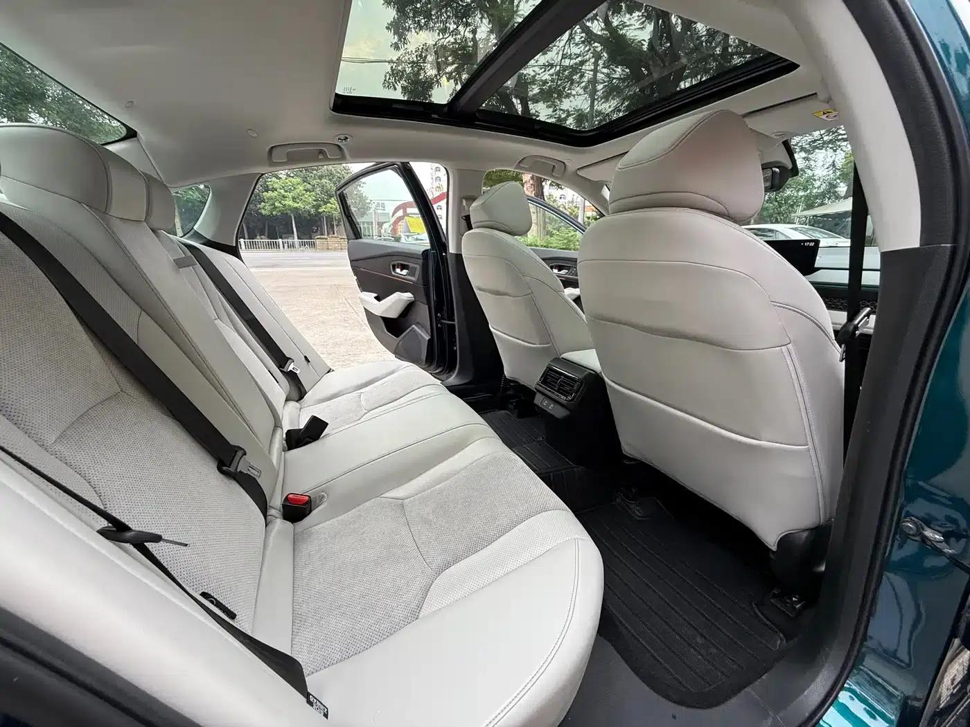Accord PHEV 2023 2.0L e:PHEV Flagship Edition — миниатюра 10