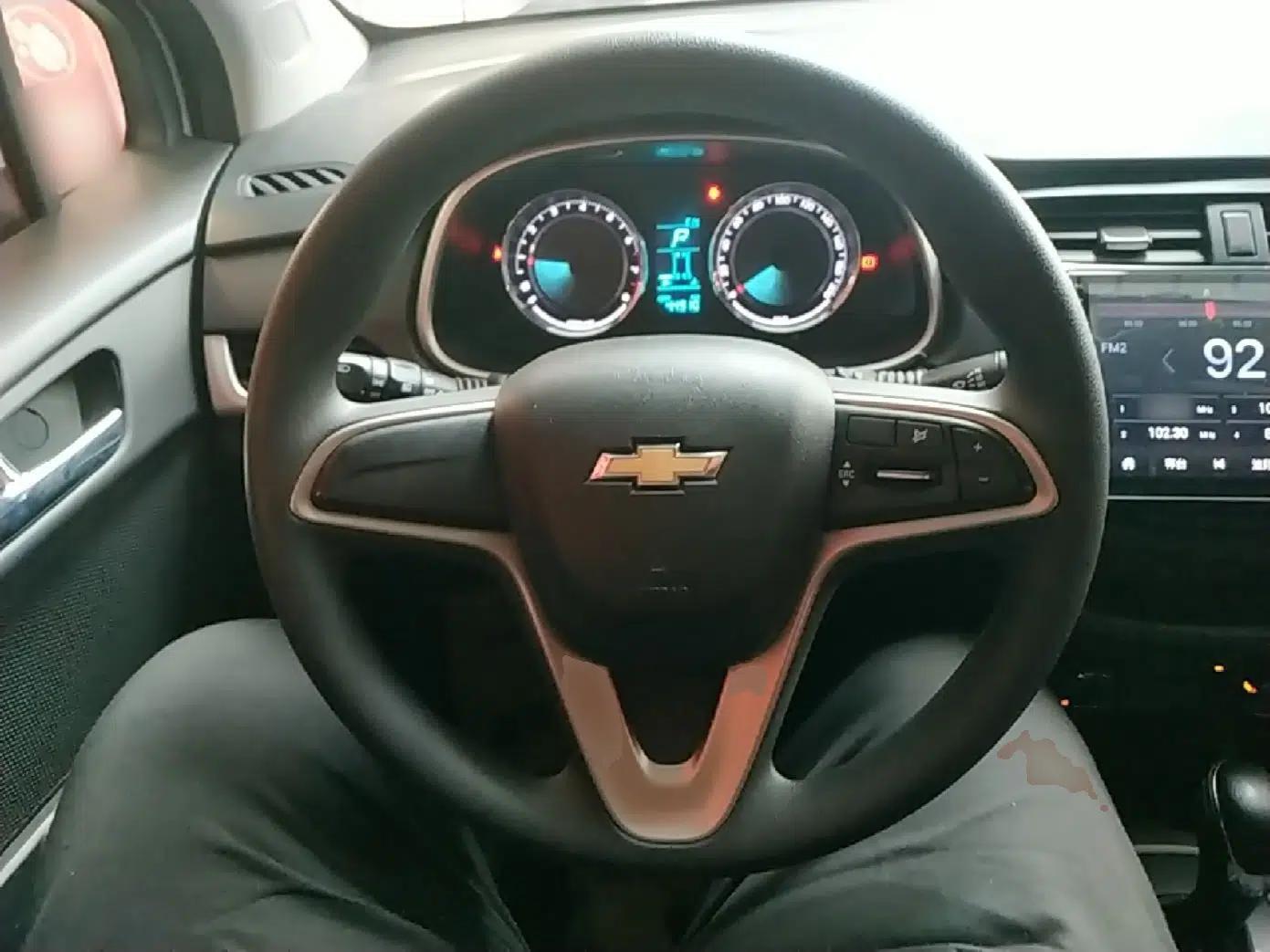 Chevrolet Lova RV 2018 1.5L Automatic Smart Drive Model — миниатюра 14