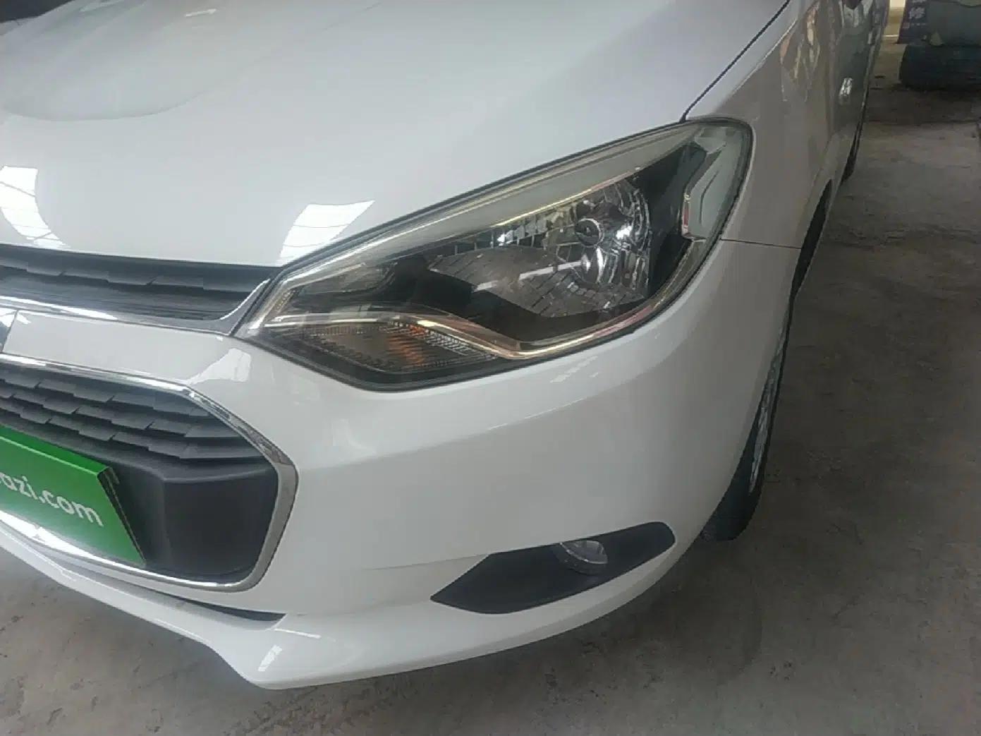 Chevrolet Lova RV 2018 1.5L Automatic Smart Drive Model — миниатюра 9