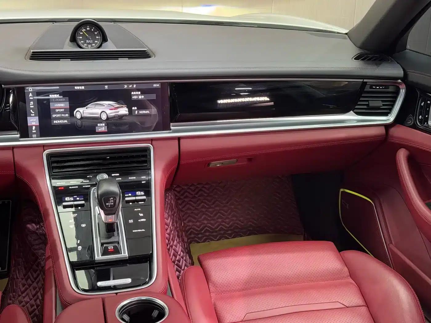 Panamera 4 E-Hybrid 2018 Model 2.9T — миниатюра 16