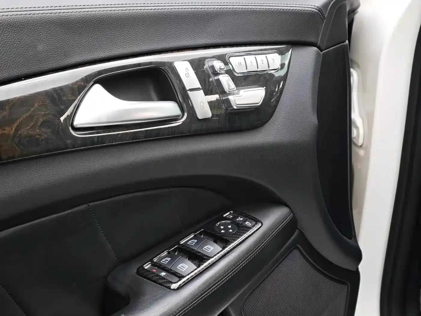 2012 Mercedes-Benz CLS AMG, AMG CLS 63 — миниатюра 14