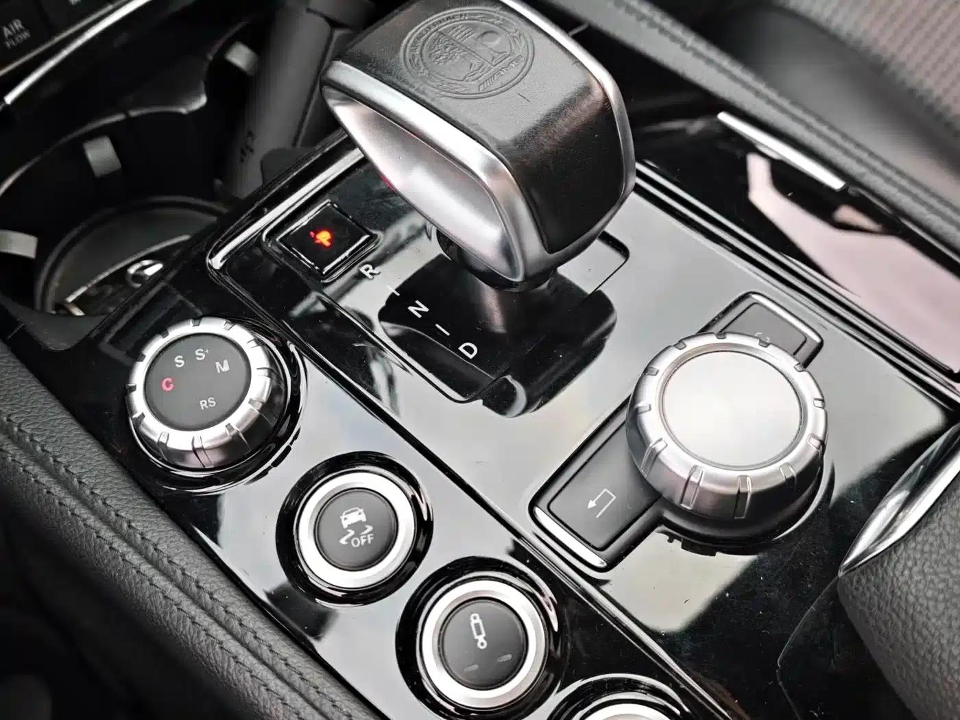 2012 Mercedes-Benz CLS AMG, AMG CLS 63 — миниатюра 18