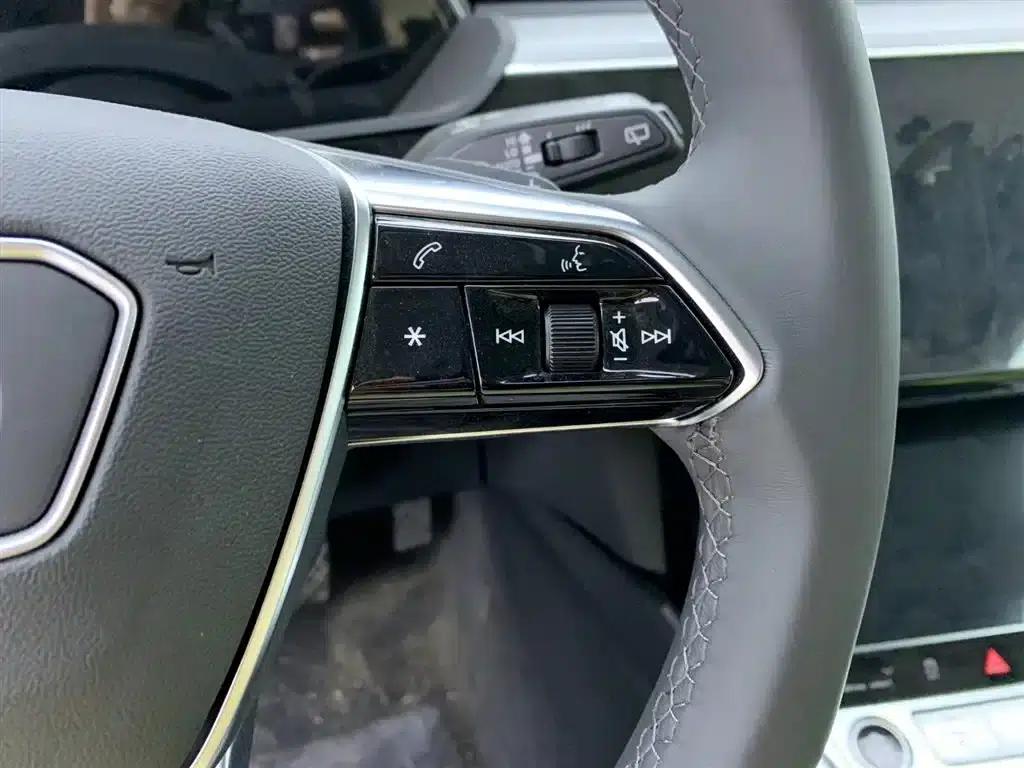 Audi e-tron 2021 50 quattro Luxury — миниатюра 20