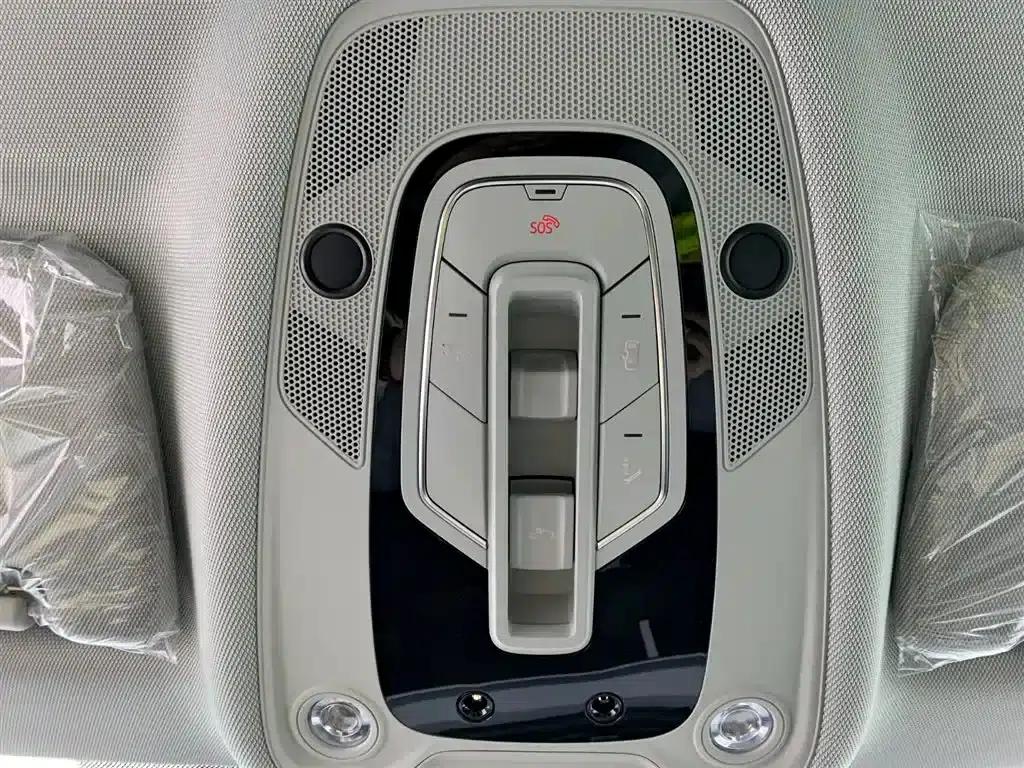 Audi e-tron 2021 50 quattro Luxury — миниатюра 25
