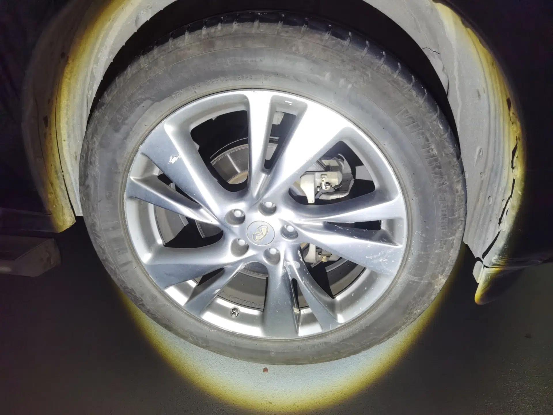 Infiniti JX 2013 JX35 Two-Wheel-Drive Excellence Edition — миниатюра 8