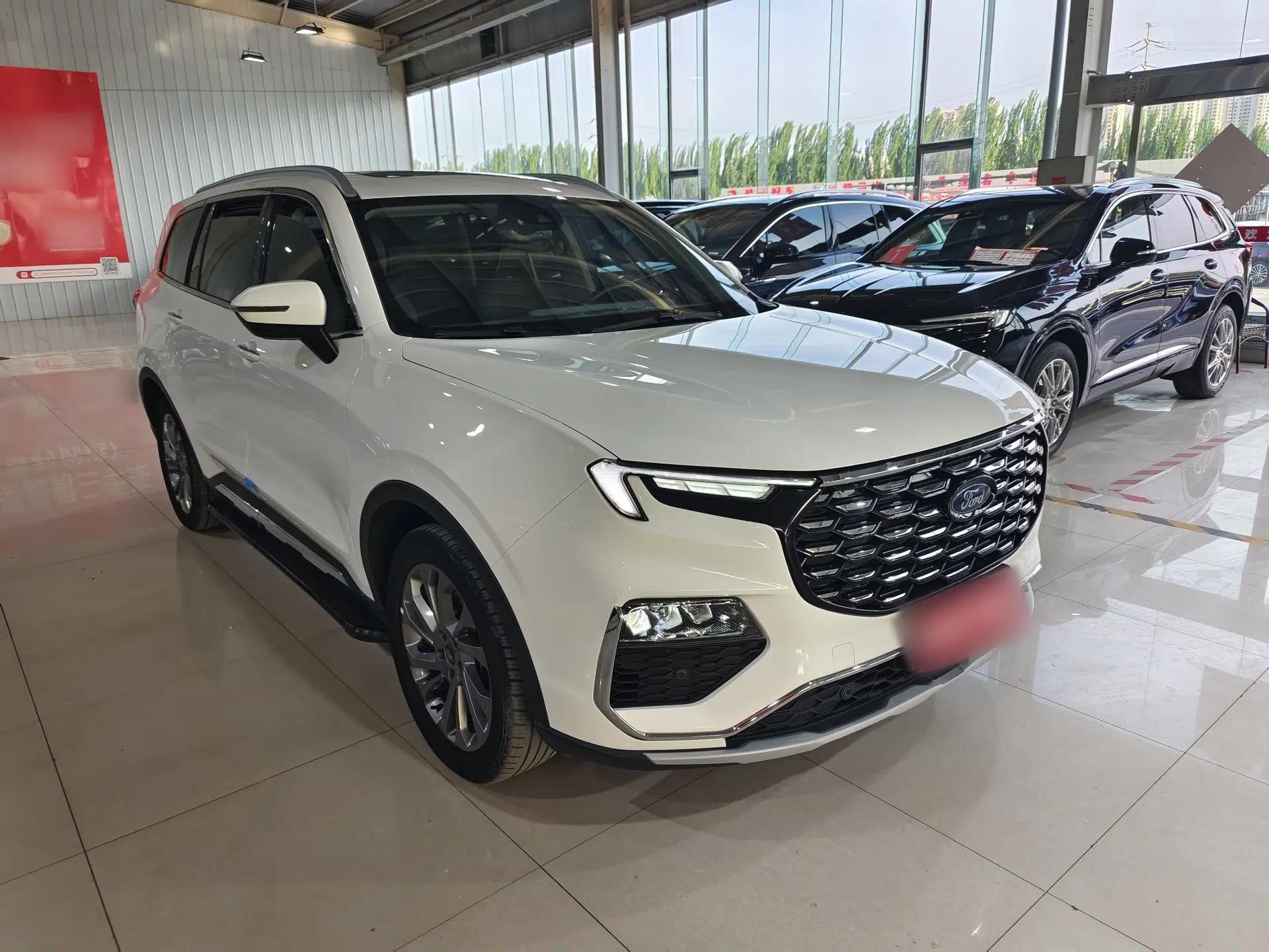 Ford Equator 2023 EcoBoost 225 Premier 7-Seater (2/3/2) — миниатюра 5
