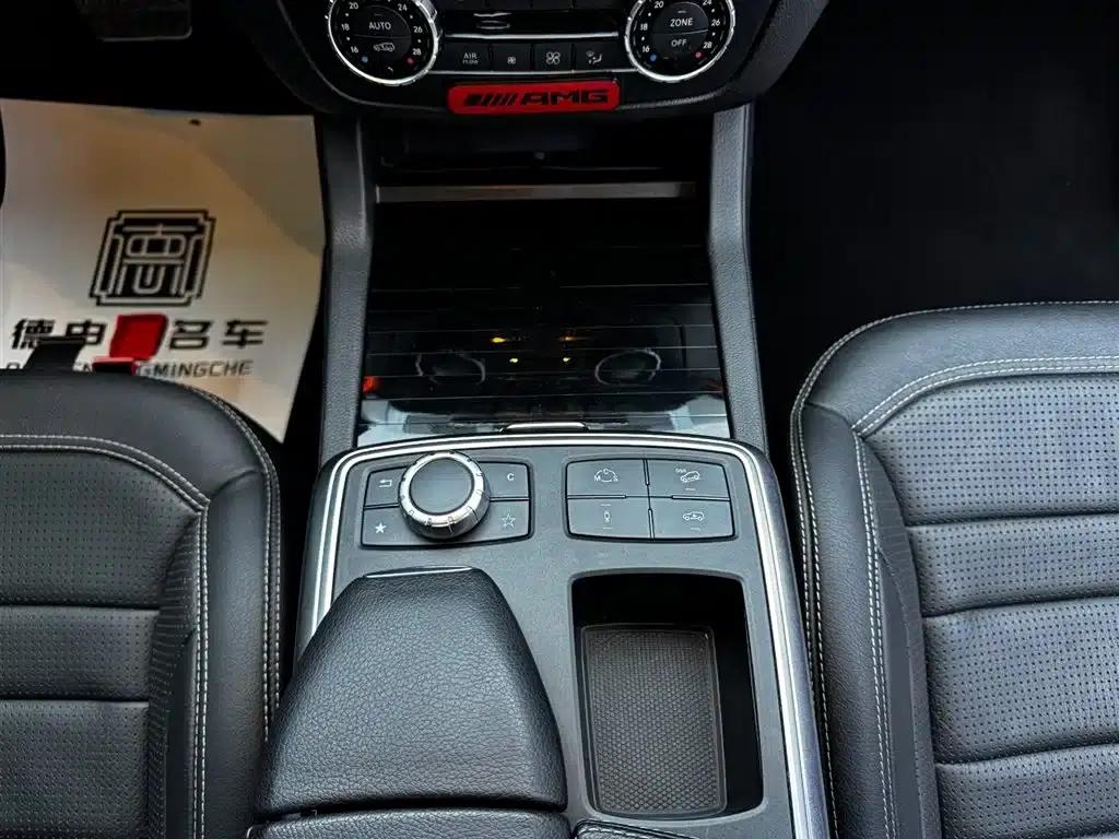 2015 Mercedes-Benz M-Class AMG ML 63 — миниатюра 15