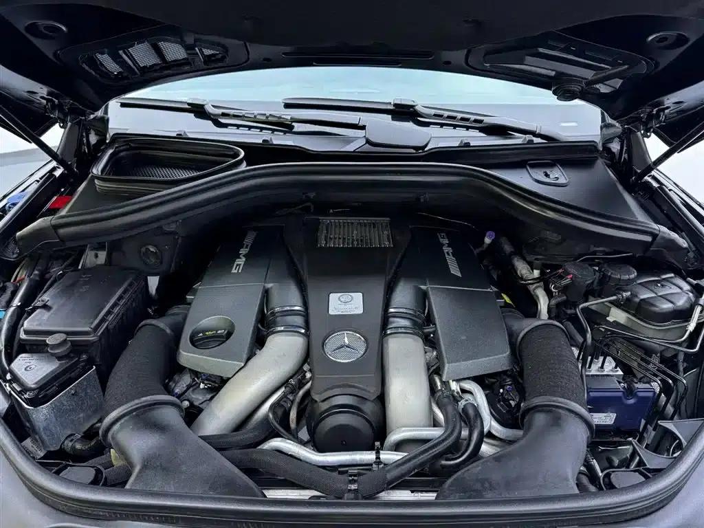2015 Mercedes-Benz M-Class AMG ML 63 — миниатюра 10