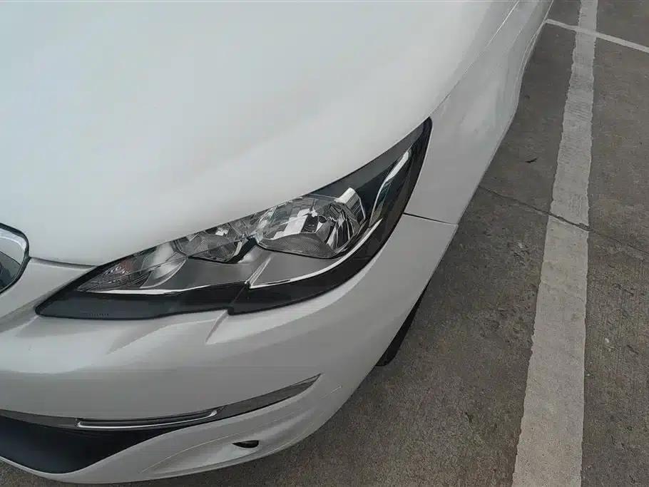 Peugeot 308S 2015 1.6T Automatic Sporty Edition — миниатюра 5