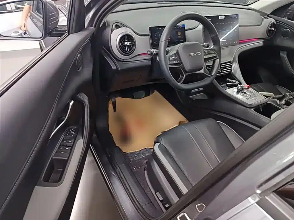 Hiace 05 DM-i 2025 DM-i Smart Driving Edition 75KM Premium — миниатюра 16