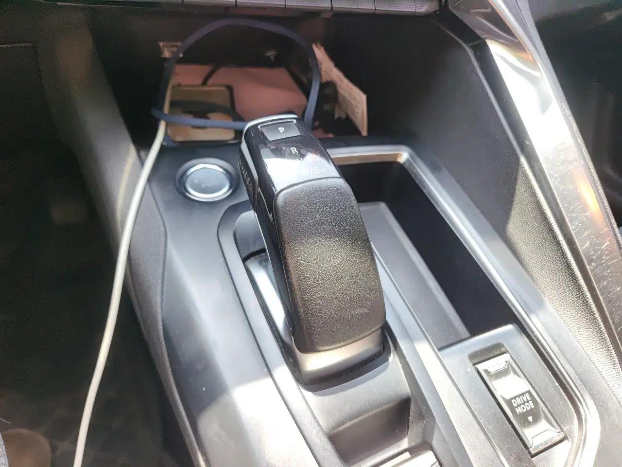Peugeot 4008 New Energy 2020 1.6T PHEV Triple-Engine Luxury Edition — миниатюра 15