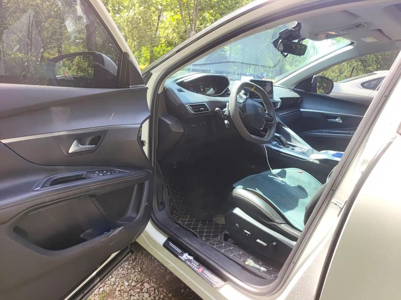 Peugeot 4008 New Energy 2020 1.6T PHEV Triple-Engine Luxury Edition — миниатюра 17