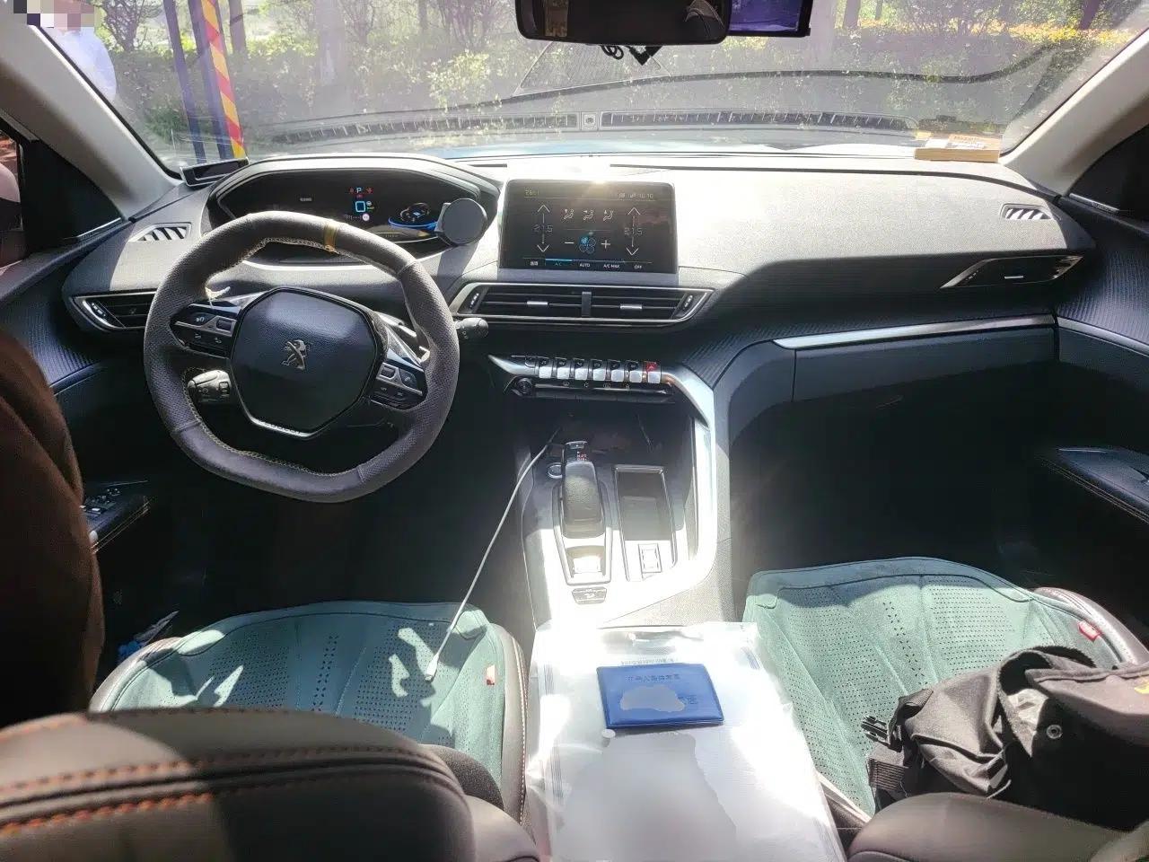 Peugeot 4008 New Energy 2020 1.6T PHEV Triple-Engine Luxury Edition — миниатюра 10