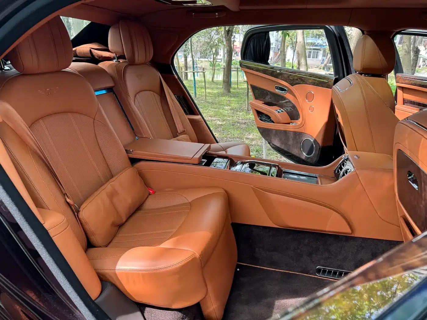 Mulsanne 2017 6.8T Long Wheelbase — миниатюра 11