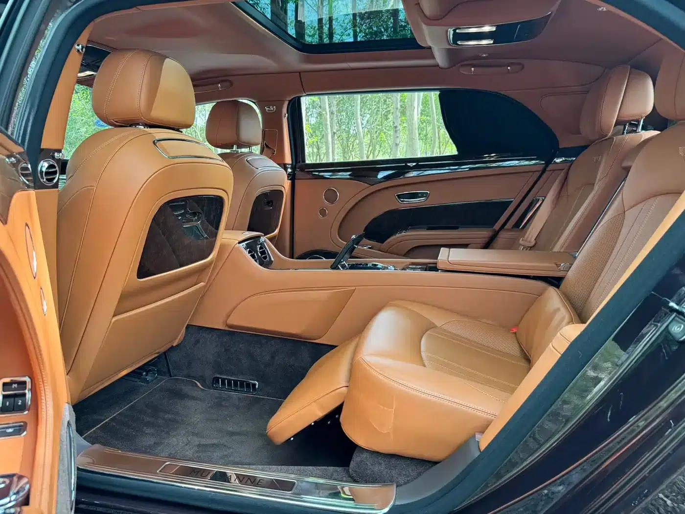 Mulsanne 2017 6.8T Long Wheelbase — миниатюра 12