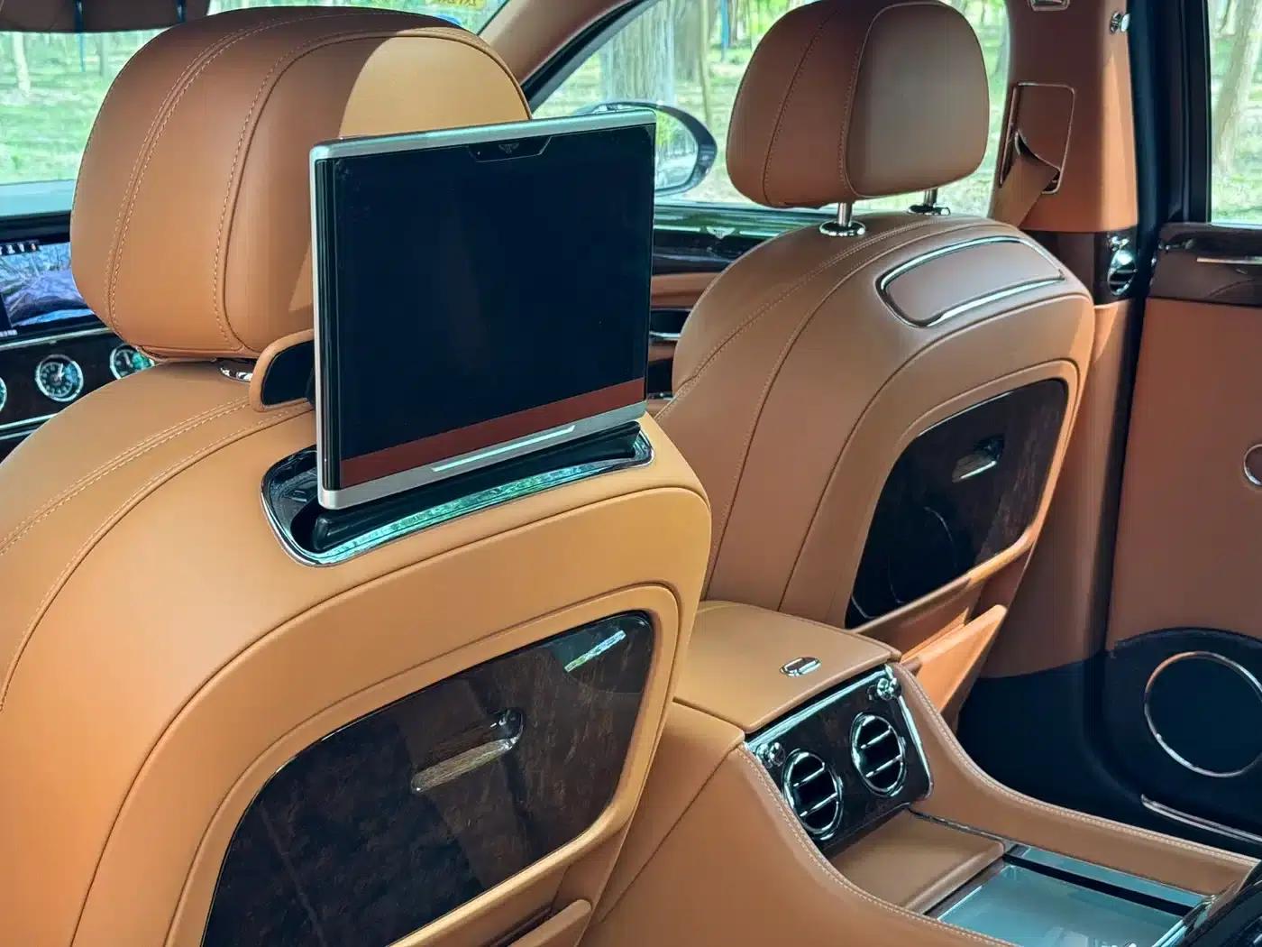 Mulsanne 2017 6.8T Long Wheelbase — миниатюра 13