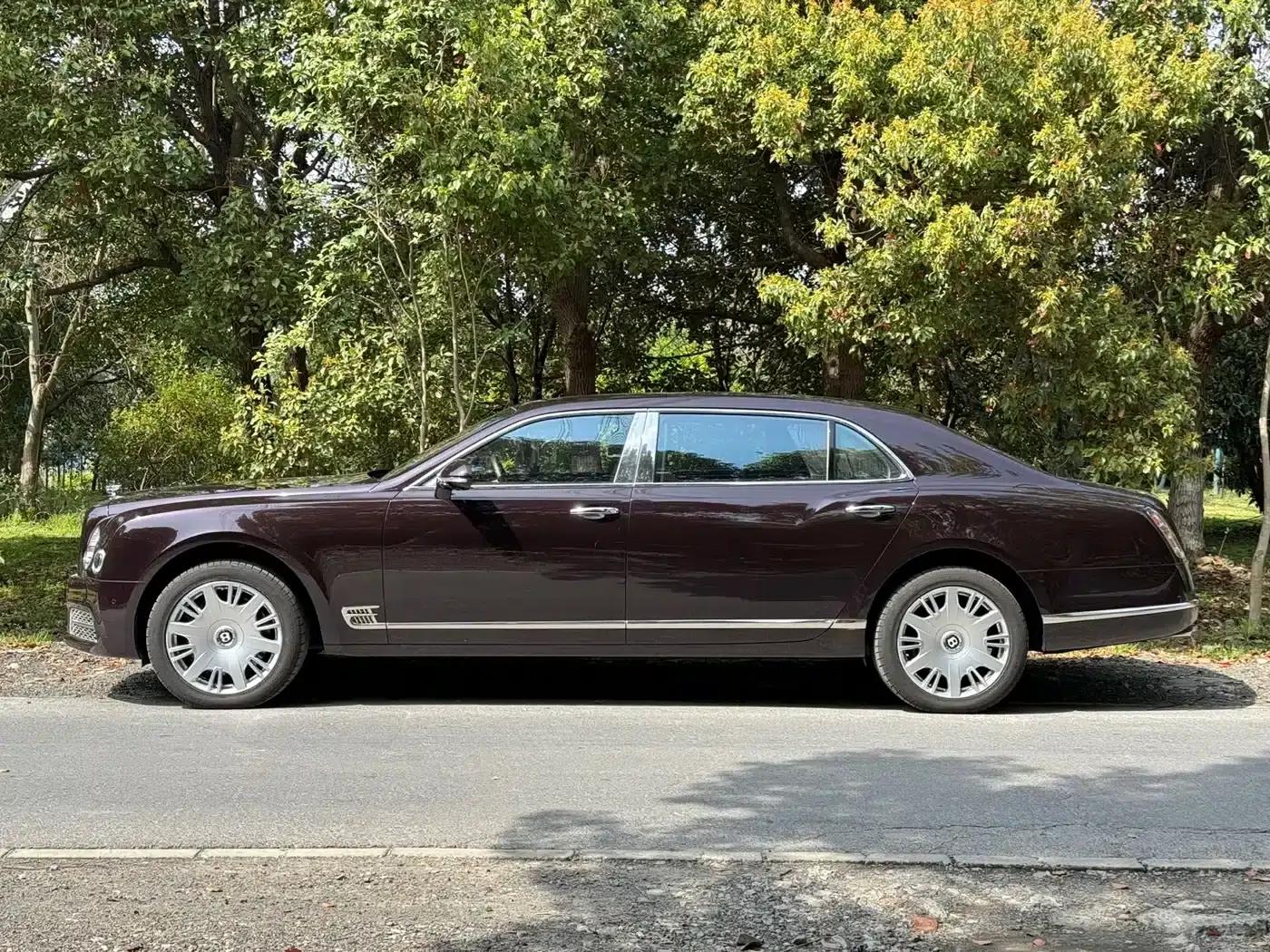 Mulsanne 2017 6.8T Long Wheelbase — миниатюра 4