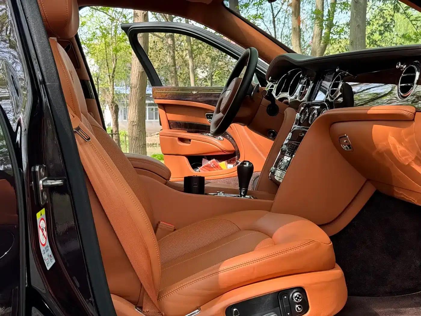 Mulsanne 2017 6.8T Long Wheelbase — миниатюра 9