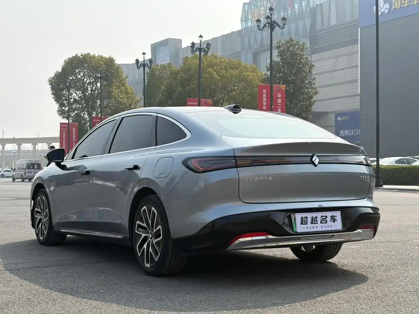 Baojun Enjoy 2025 Plug-in Hybrid 140km/h Luxury Edition — миниатюра 13