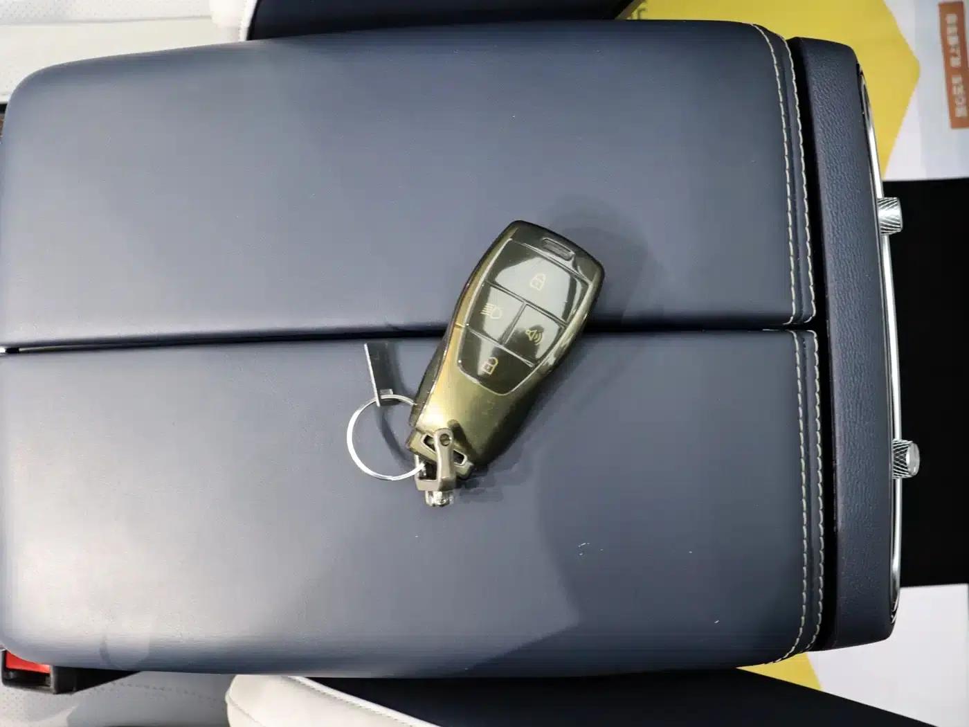 Beijing BJ60 2022 2.0T May Day Edition, 5-seater — миниатюра 13