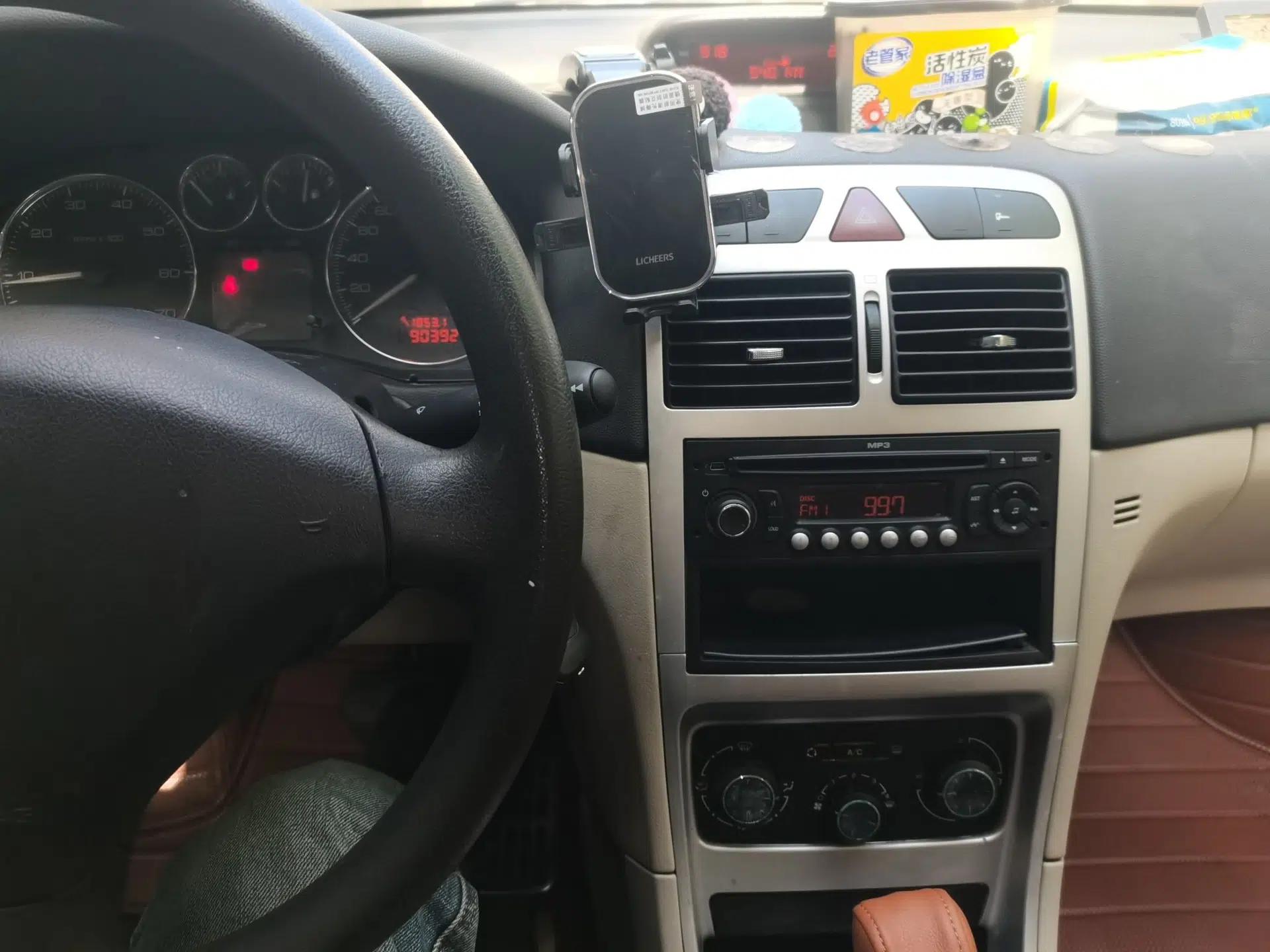 Peugeot 307 2012 Hatchback 1.6L Automatic Comfort Edition — миниатюра 14
