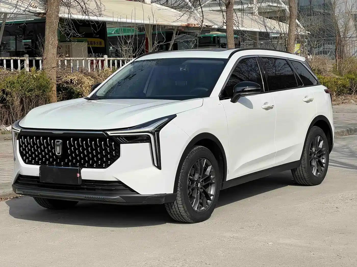 Bestune T55 2023 1.5T Automatic Leap Forward Edition — миниатюра 1
