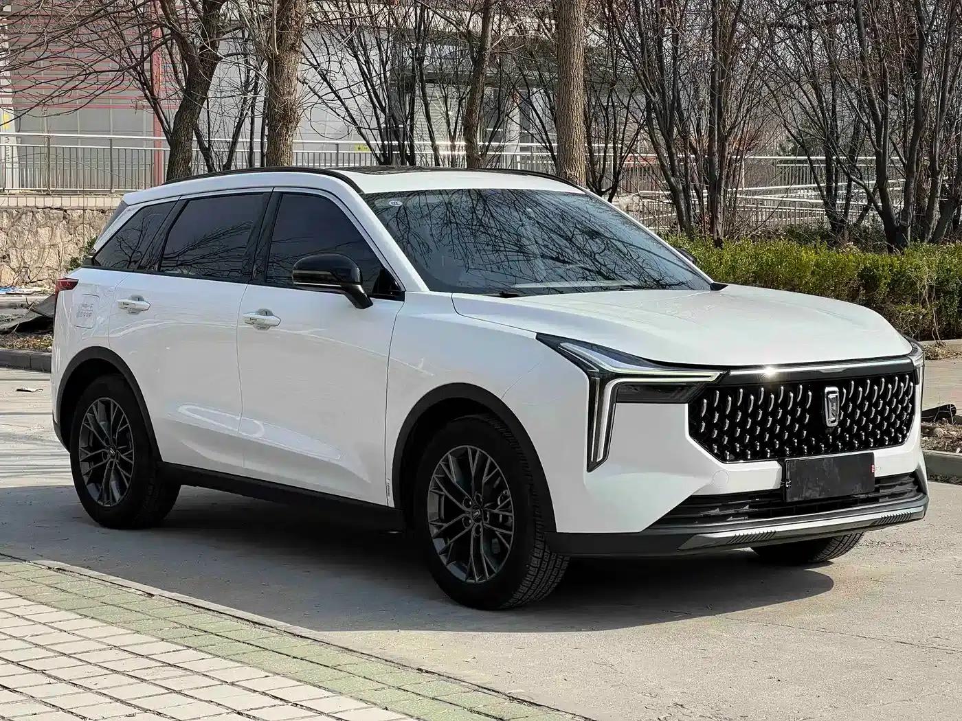 Bestune T55 2023 1.5T Automatic Leap Forward Edition — миниатюра 3