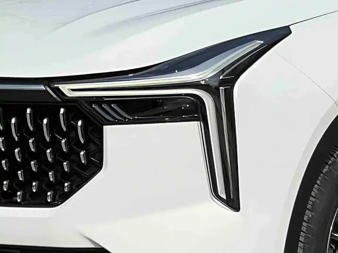 Bestune T55 2023 1.5T Automatic Leap Forward Edition — миниатюра 7