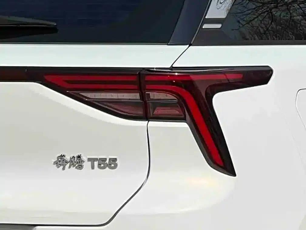 Bestune T55 2023 1.5T Automatic Leap Forward Edition — миниатюра 10