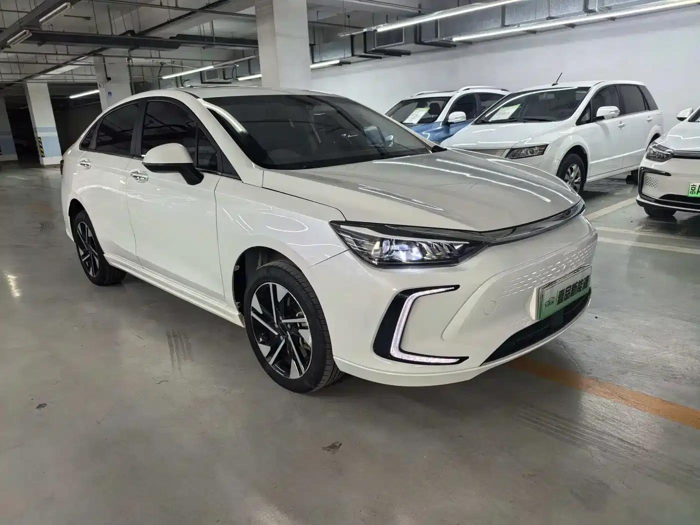 Beijing EU5 2022 High-Power Luxury Edition for Ride-Hailing Vehicles — миниатюра 3