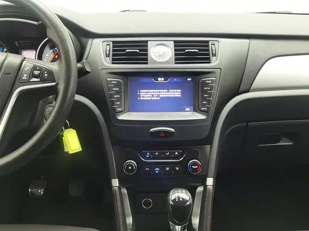 2016 Senova X55 1.5L Manual Comfort Edition — миниатюра 12