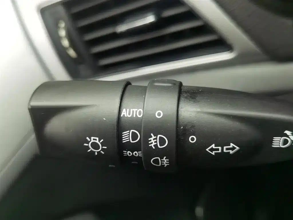 2016 Senova X55 1.5L Manual Comfort Edition — миниатюра 21